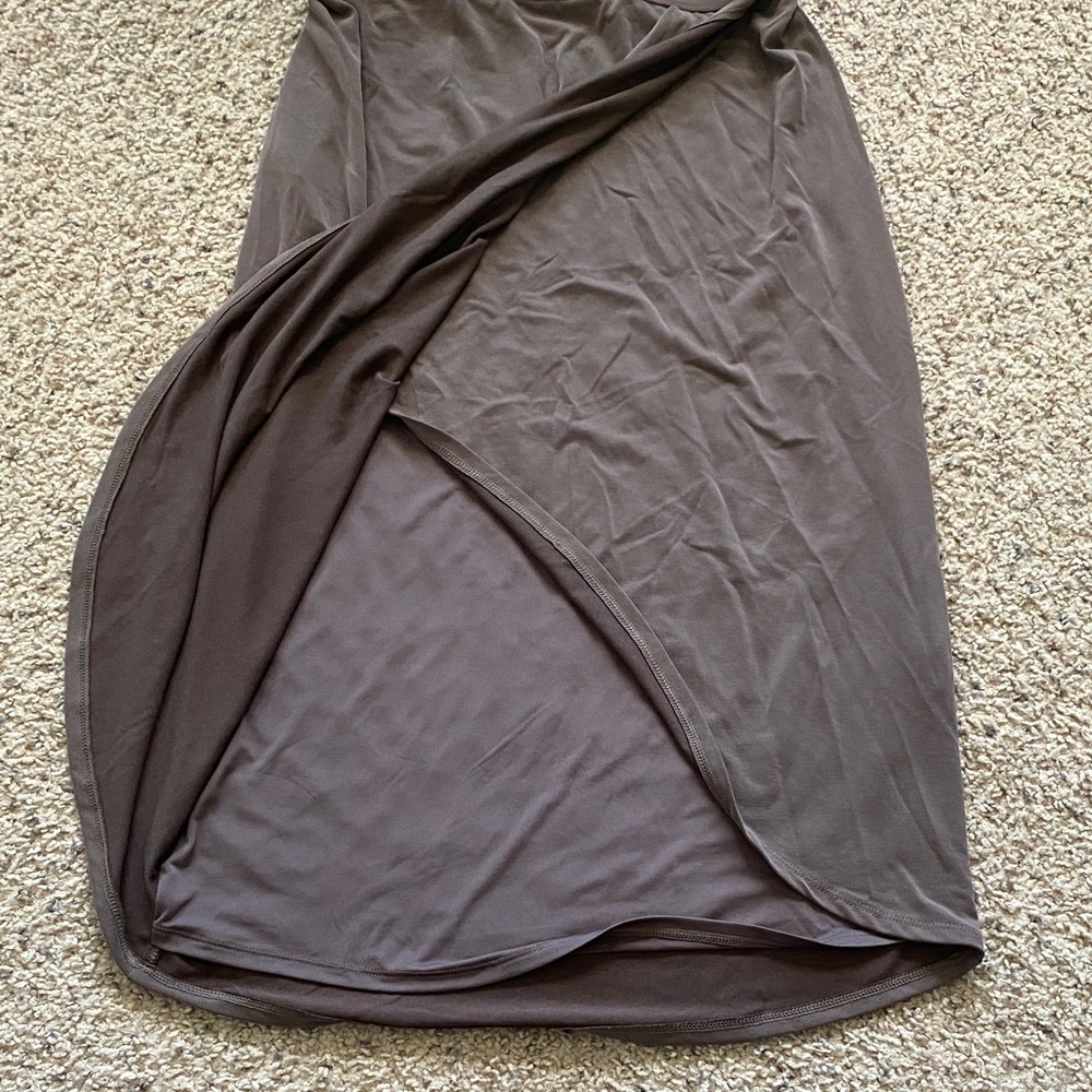 White House Black Market Washed Espresso Colored Wrap Skirt (NWT) - Picture 3 of 8